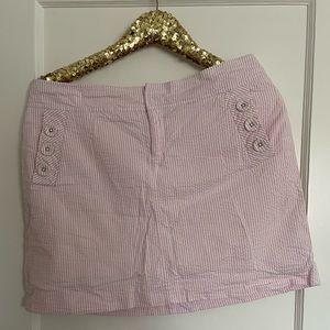 Lilly Pulitzer pink seersucker skirt size 10 three buttons